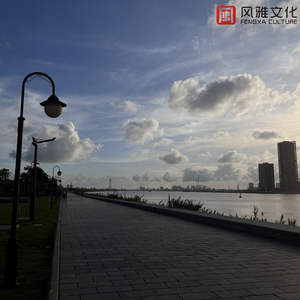 打屁股从白打到嫩红网站
